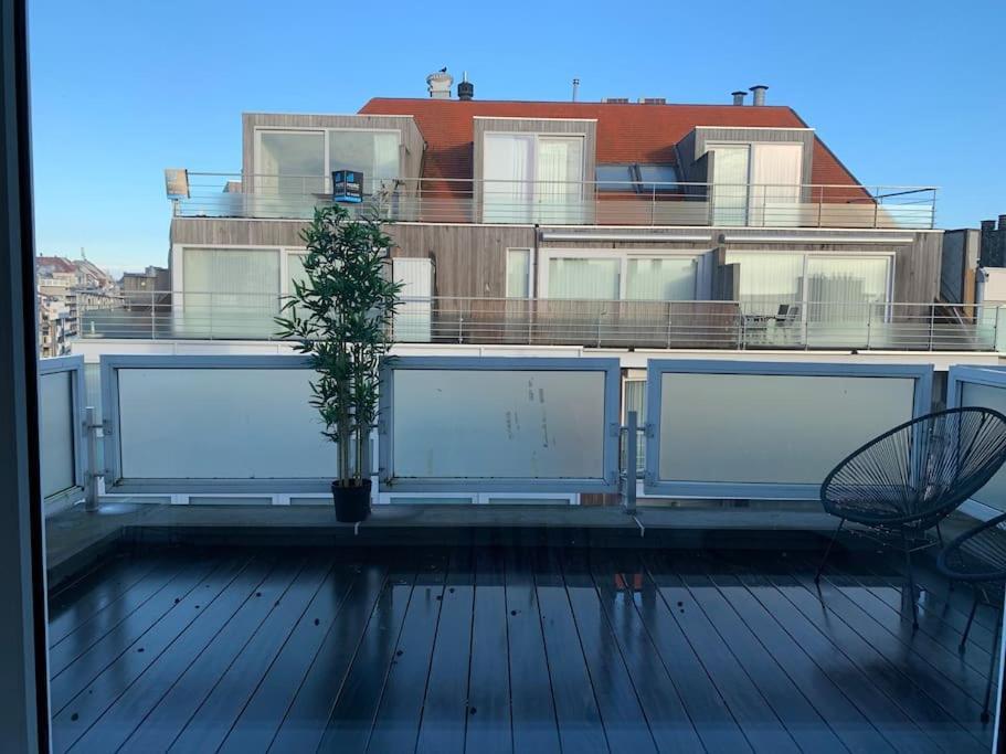 Beautiful Penthouse At 5Min Of Albert Place Knokke-Heist Dış mekan fotoğraf